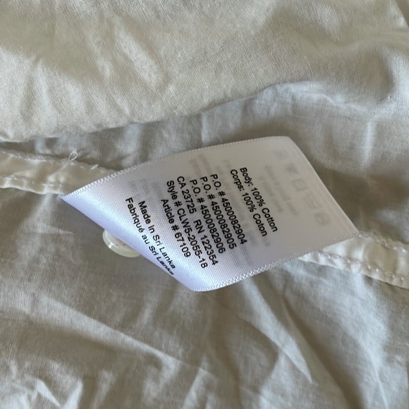 White Aritzia Blouse Size Small - Picture 3 of 4